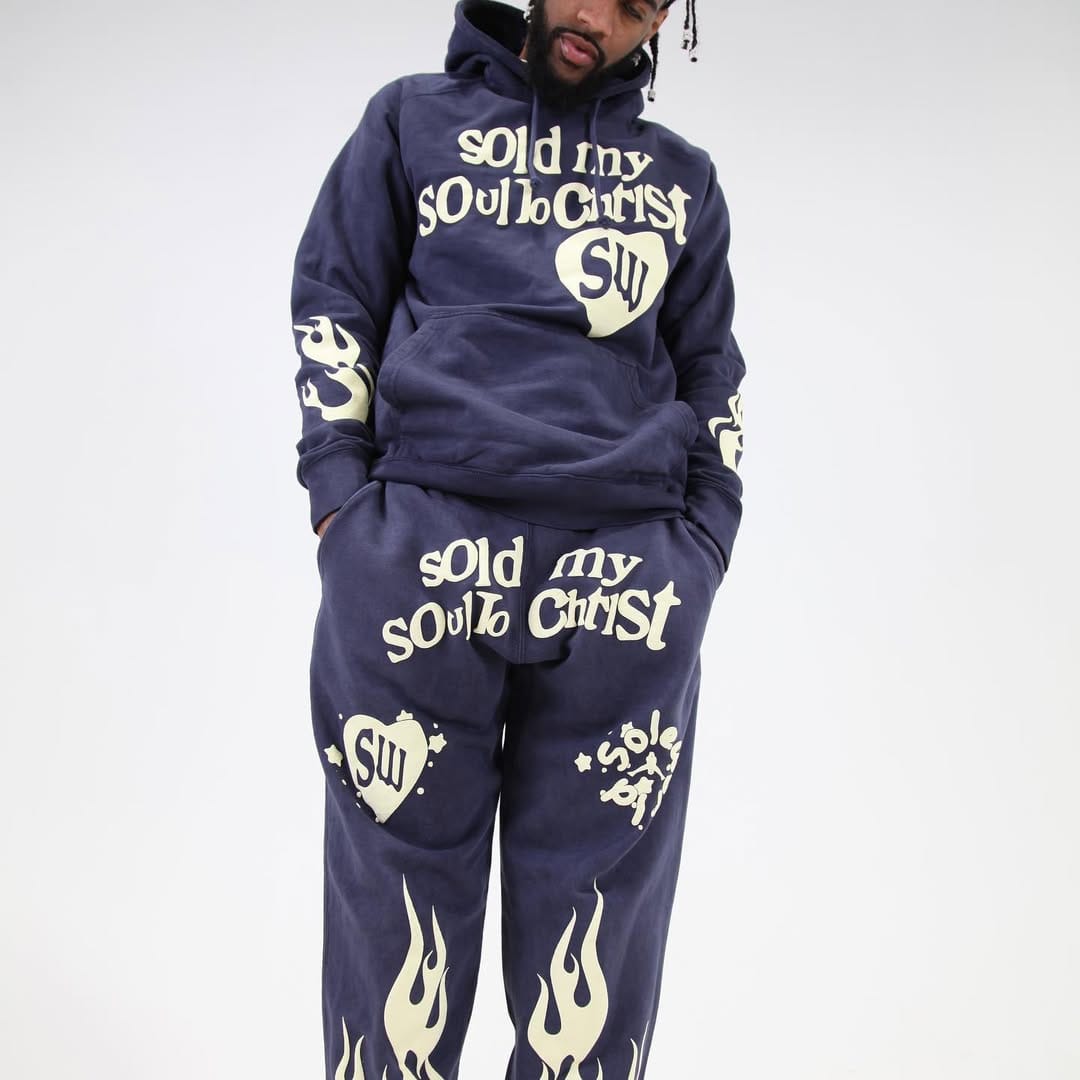 Post 10 by Sole World Brand on Instagram (image)