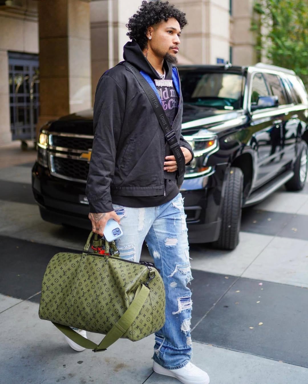 Post 6 by Sole World Brand on Instagram (image)