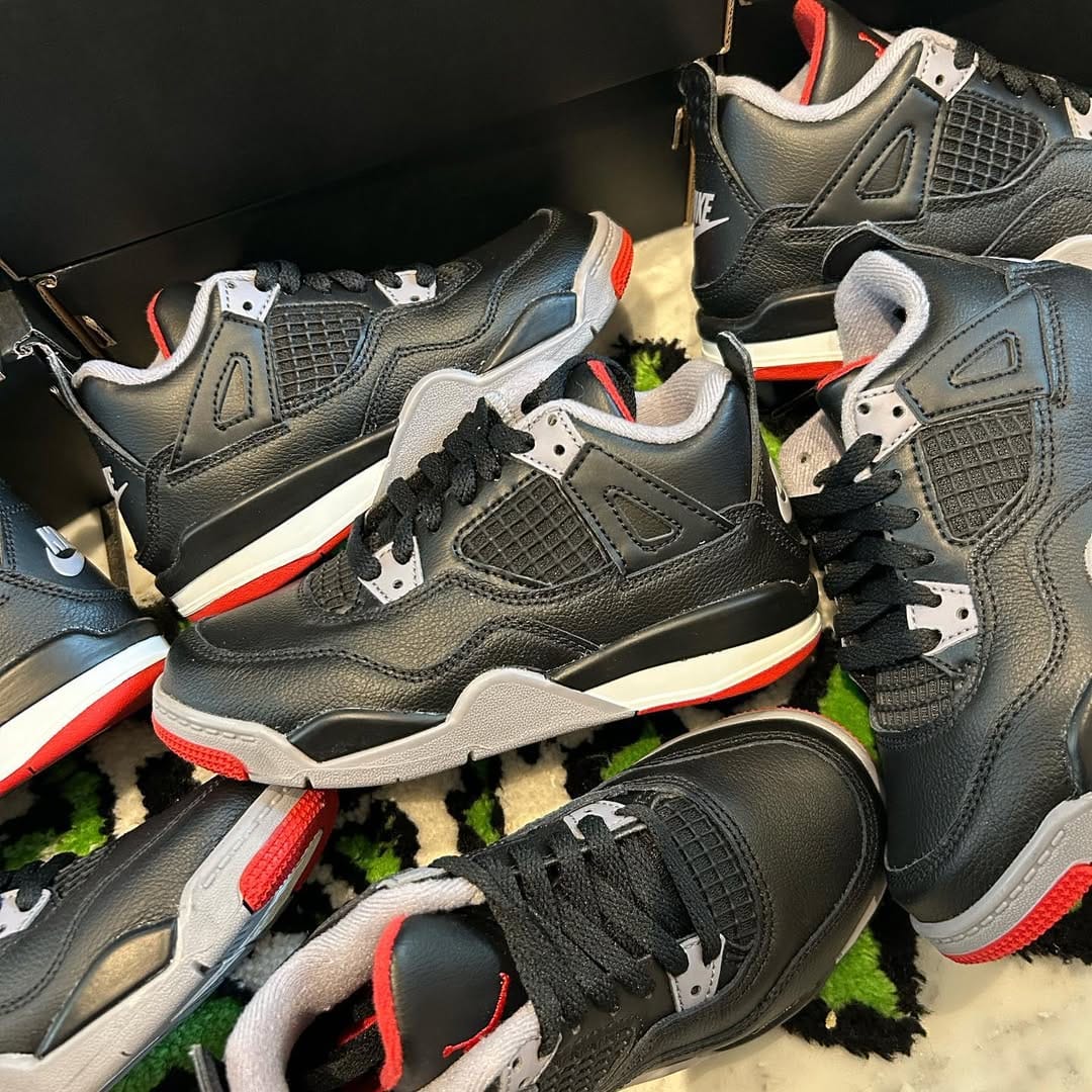 Post 6 by TrapGrails® on Instagram (carousel)