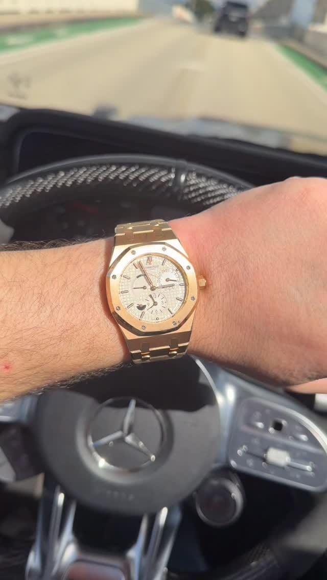 Post 7 by @mikem0ney on Instagram (video)