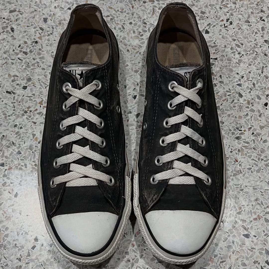 Post 1 by ร้านขายรองเท้า CONVERSE USA ของแท้ on Instagram (carousel)