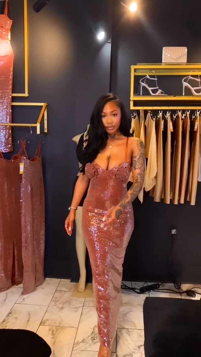 Post 7 by The Lik Boutique on Instagram (video)