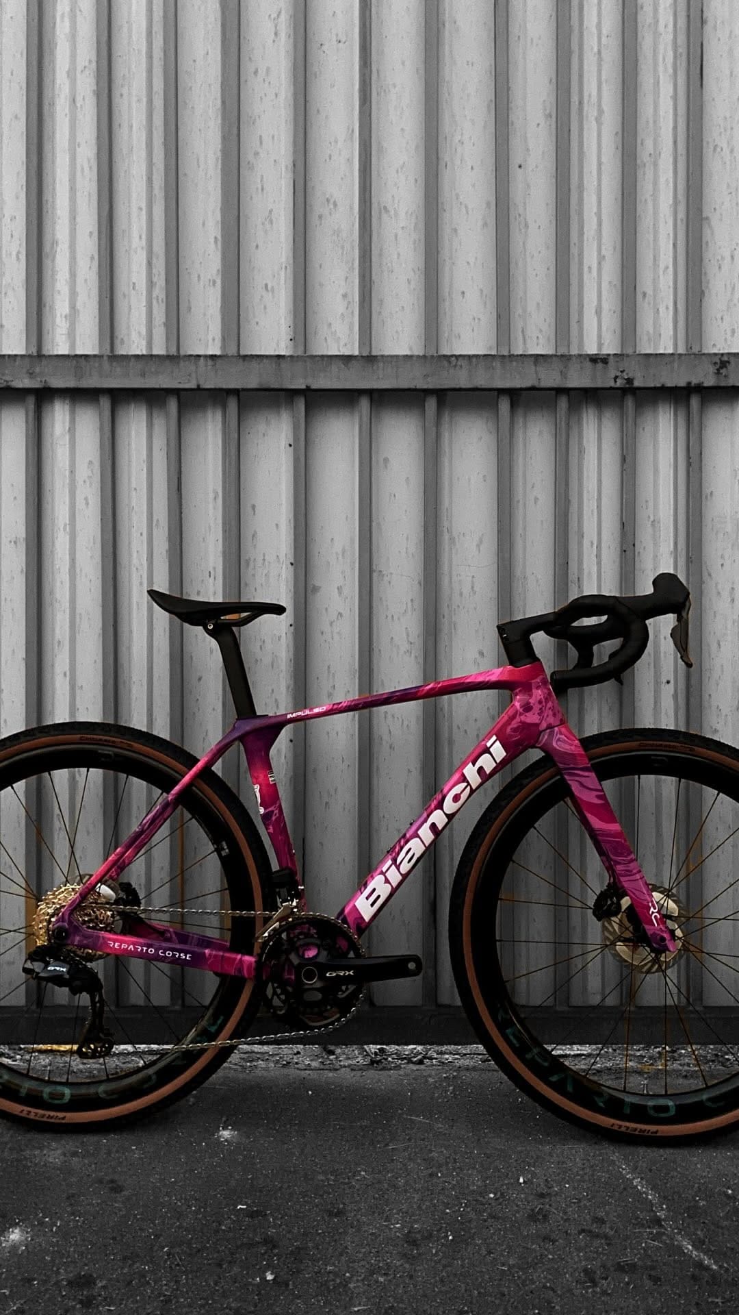 Post 8 by Cicli Varsalona - In Bici Veritas on Instagram (video)
