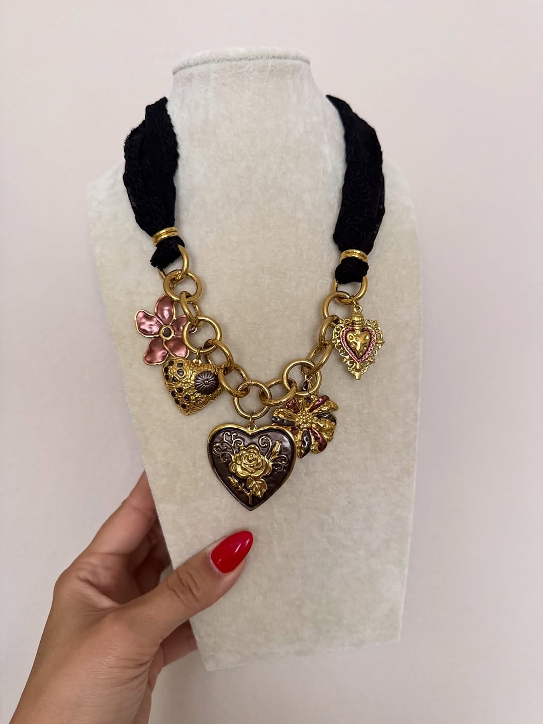 Post 4 by INSPIRA TRENDS | Clothing & Fashion Accessories on Instagram (image)