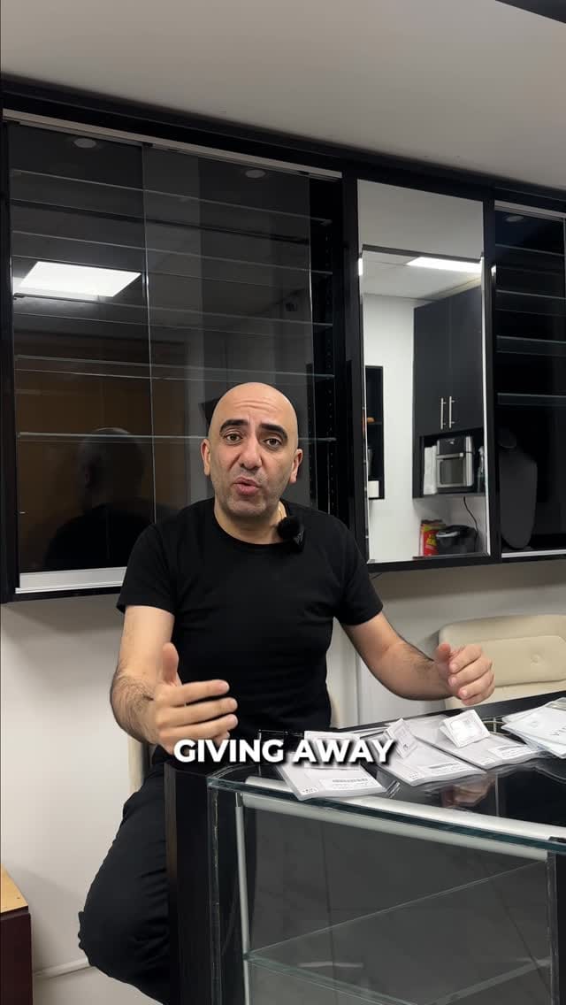 Post 2 by Diamonds Flash NYC on Instagram (video)