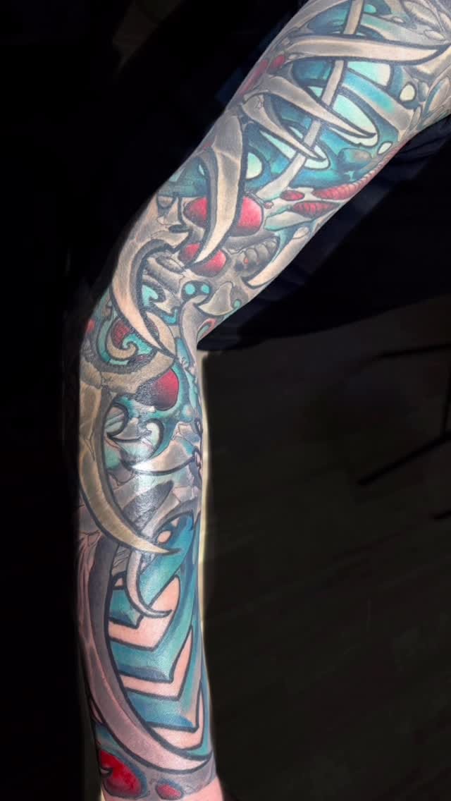 Post 4 by Rene Chavira on Instagram (video)