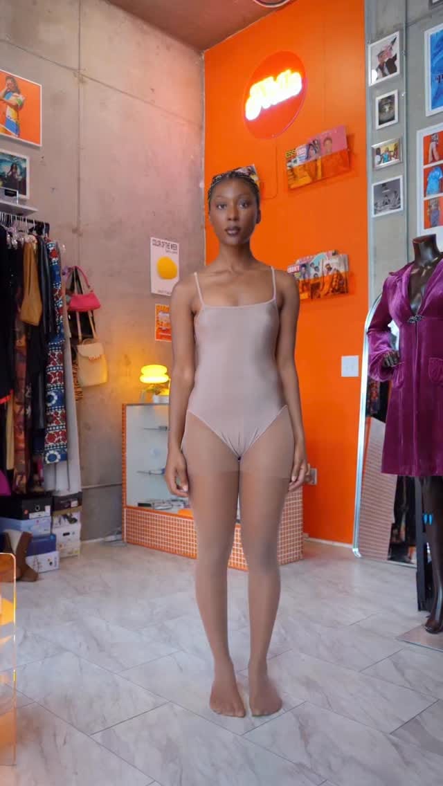 Post 8 by NELLO - Curated - Vintage on Instagram (video)