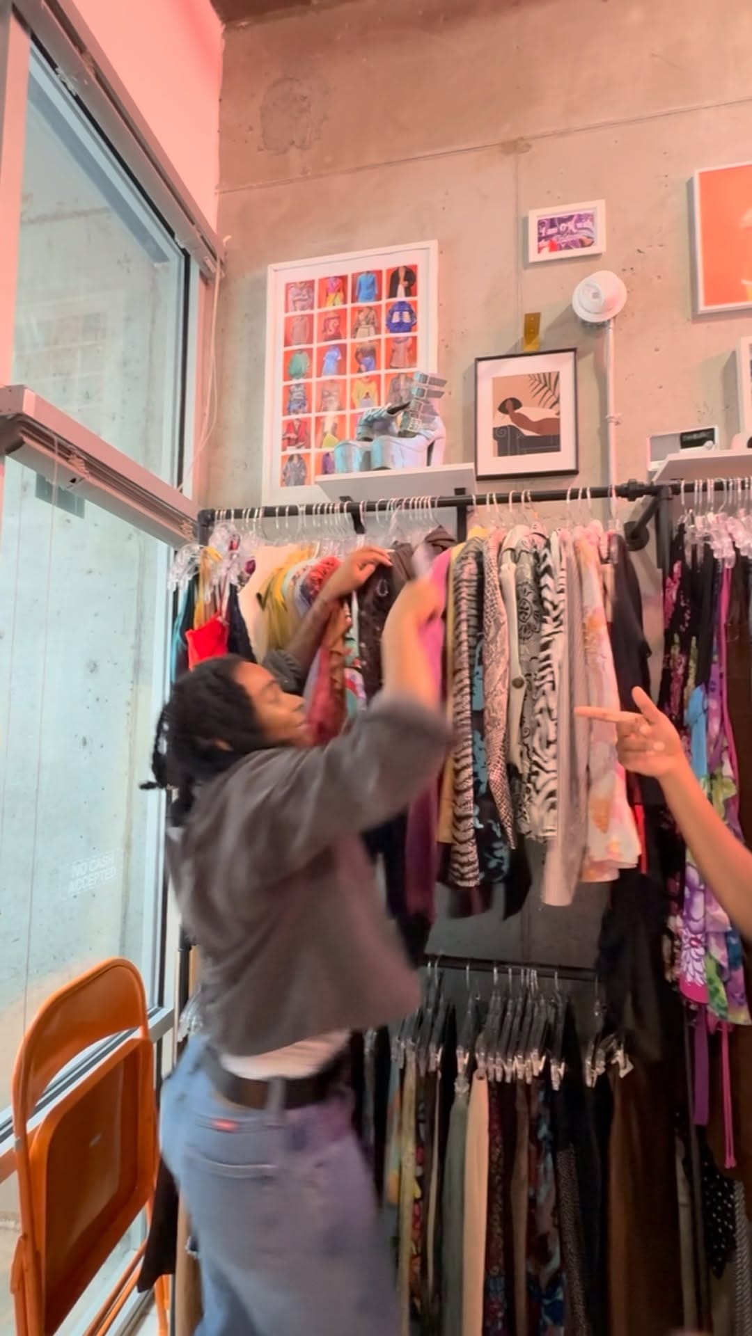 Post 10 by NELLO - Curated - Vintage on Instagram (video)