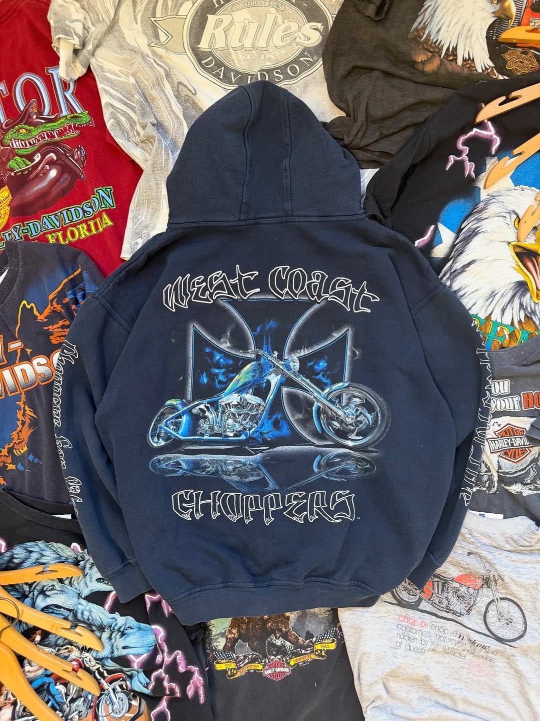 Post 4 by Single Stitch LNK on Instagram (carousel)