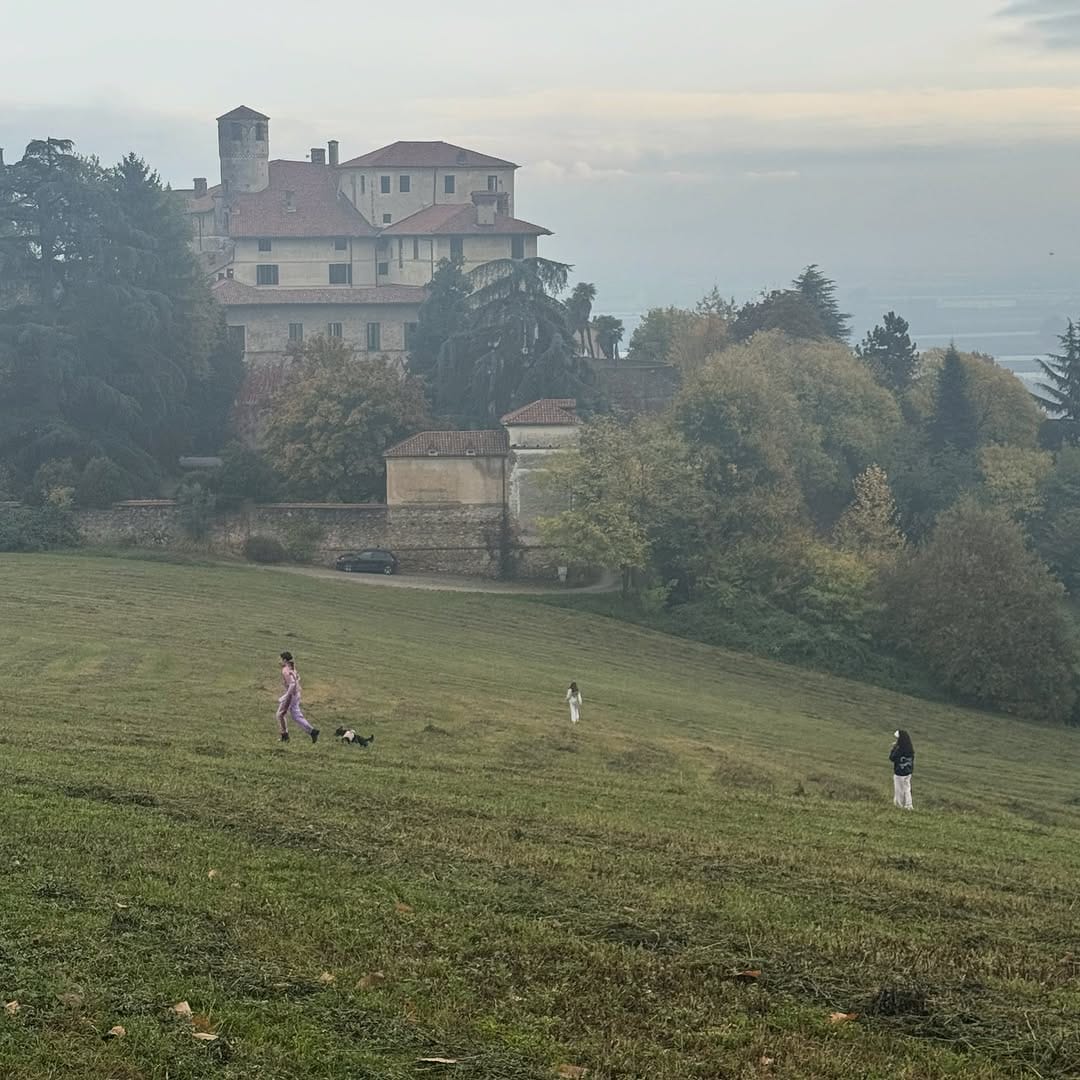 Post 2 by Chiara Julia de Rege on Instagram (carousel)