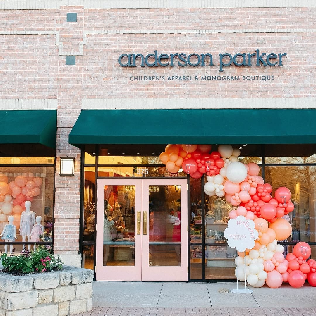 Post 10 by Anderson Parker on Instagram (image)