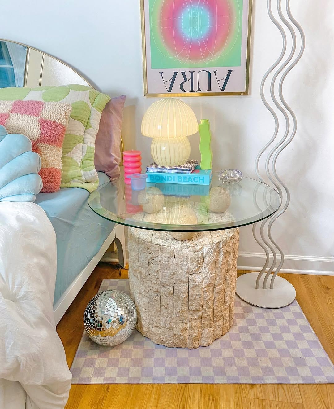 Post 2 by Lady Loves Retro on Instagram (carousel)