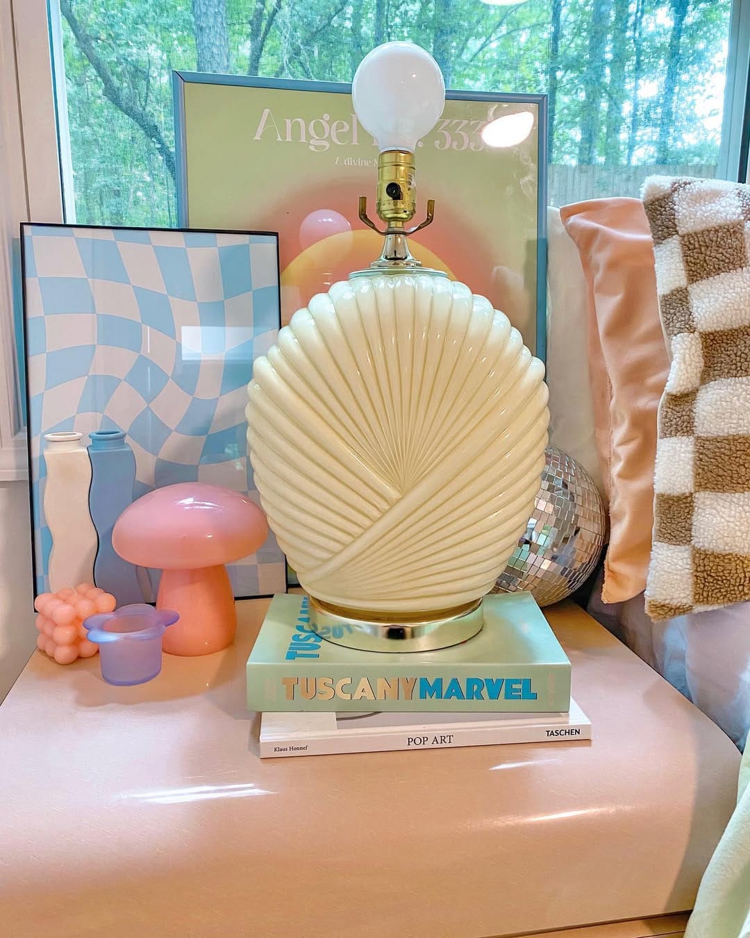 Post 7 by Lady Loves Retro on Instagram (carousel)