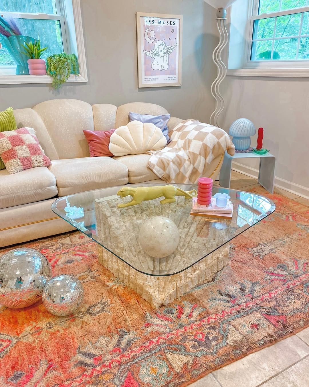 Post 8 by Lady Loves Retro on Instagram (carousel)