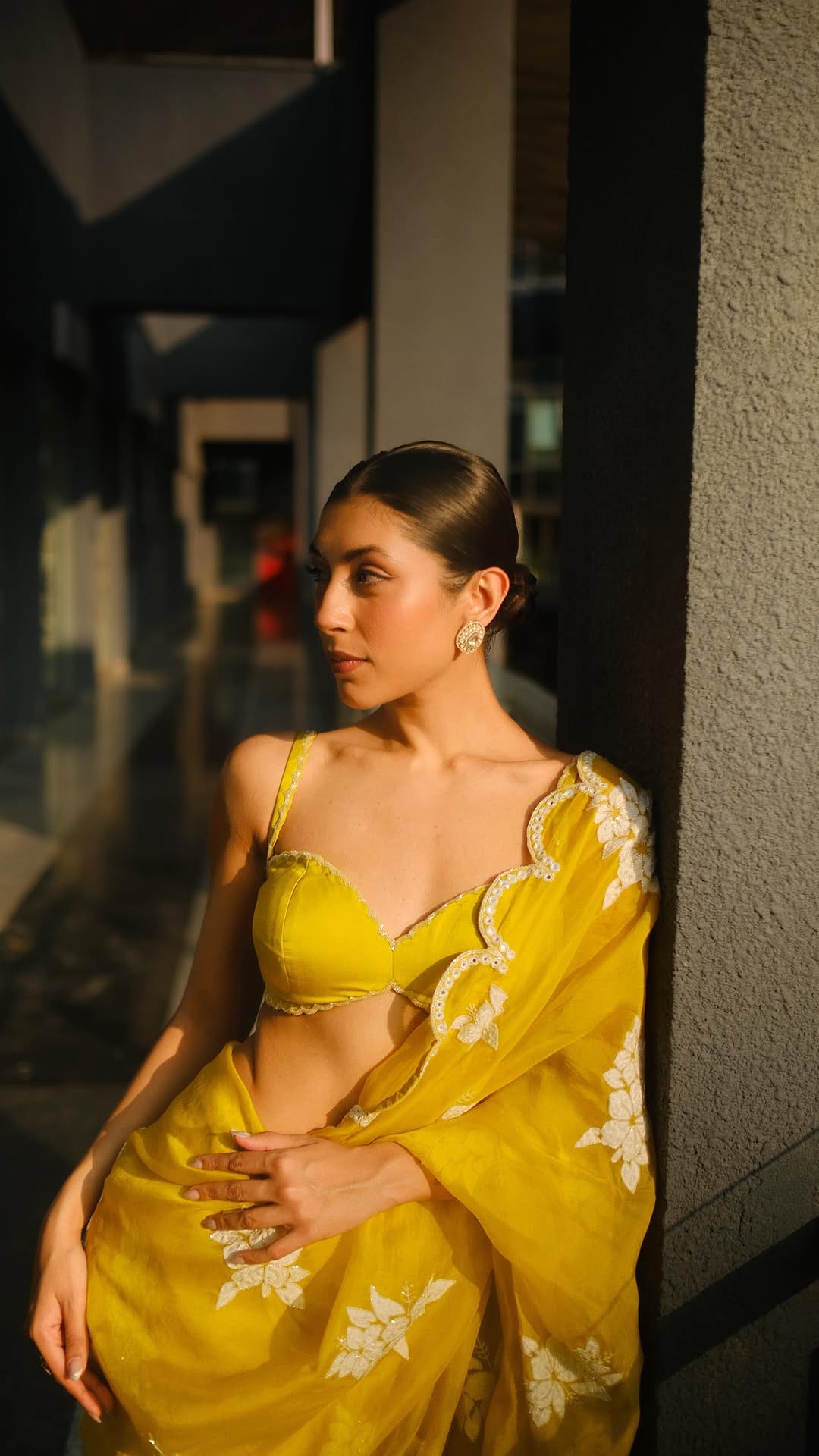 Post 5 by Ziva Art Jewellery on Instagram (video)