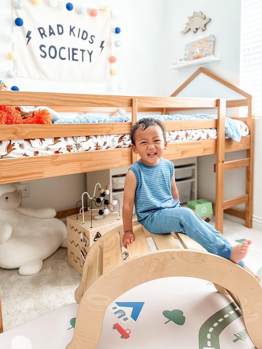 Post 7 by RAD Children’s Furniture on Instagram (image)