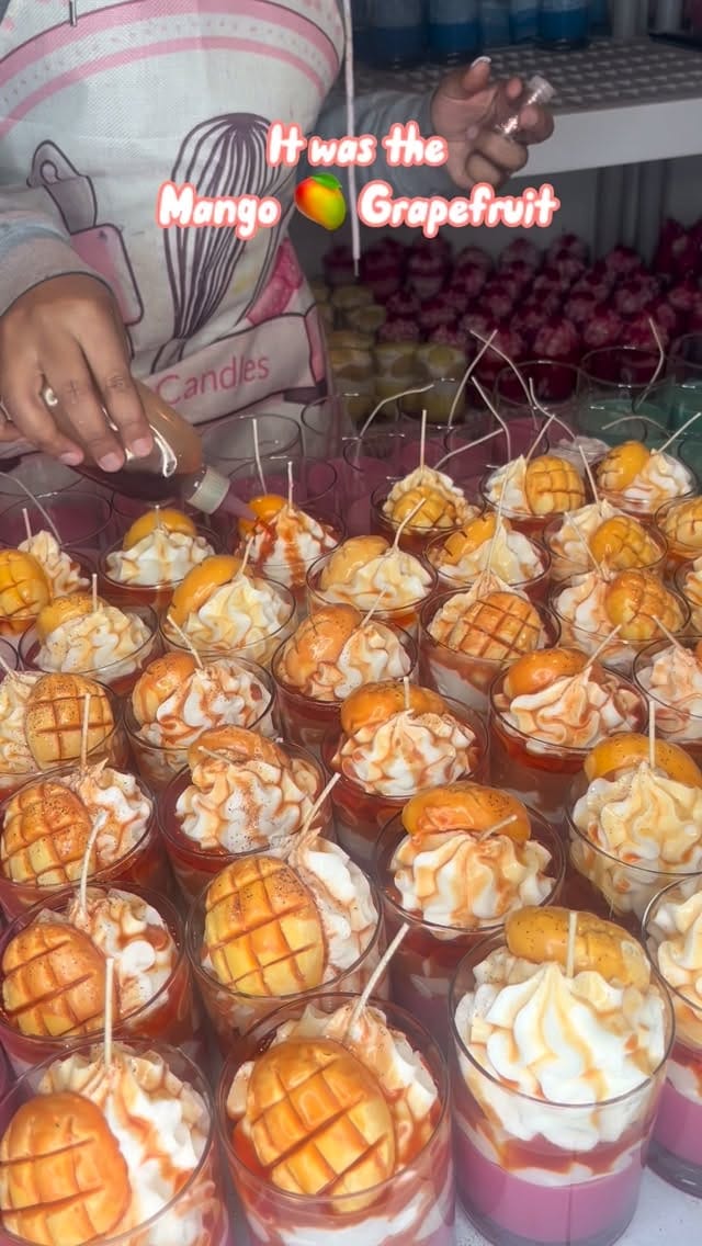 Post 7 by Dulce Candles on Instagram (video)