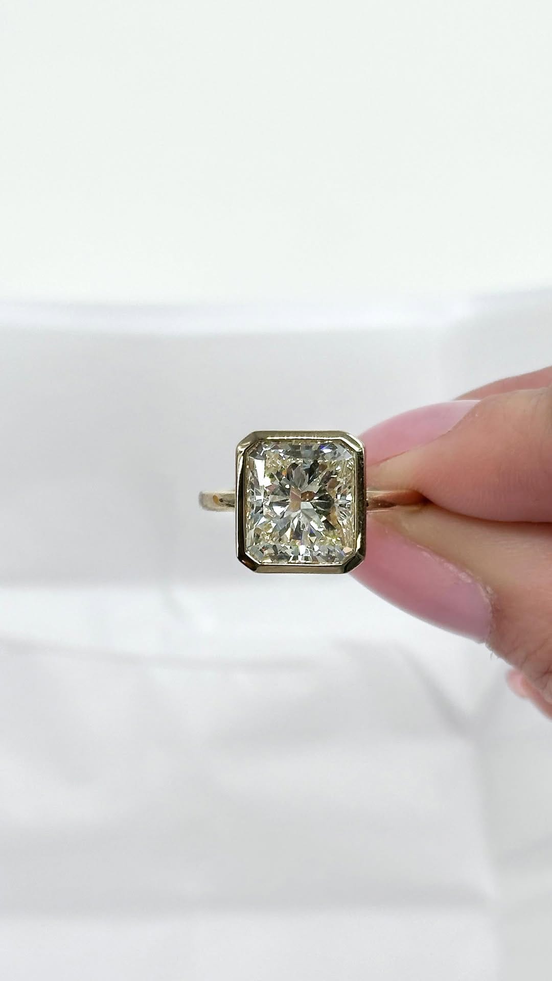 Post 4 by Buchroeders Jewelers on Instagram (video)