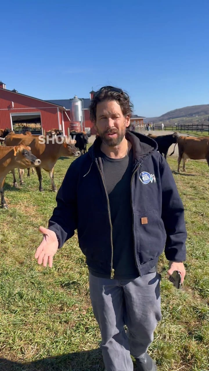 Post 8 by Manhattan Milk on Instagram (video)