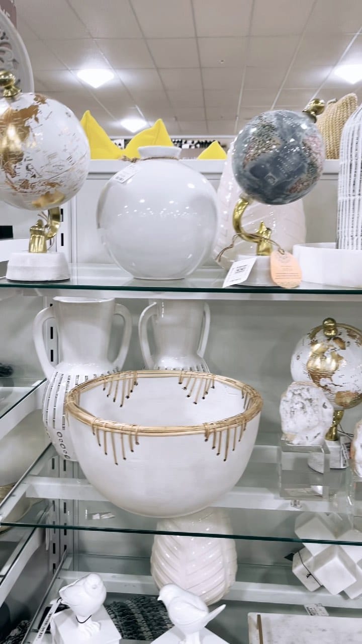 Post 8 by Chanel🧸☕️ on Instagram (video)