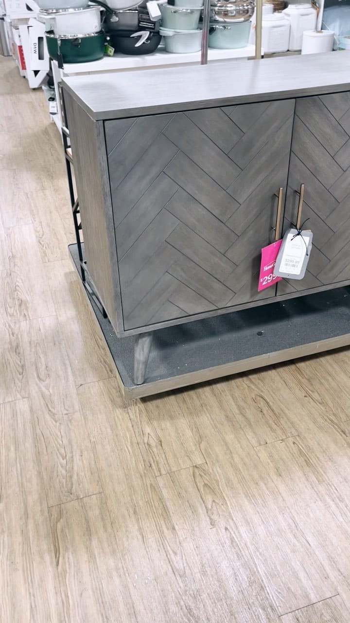 Post 4 by Chanel🧸☕️ on Instagram (video)