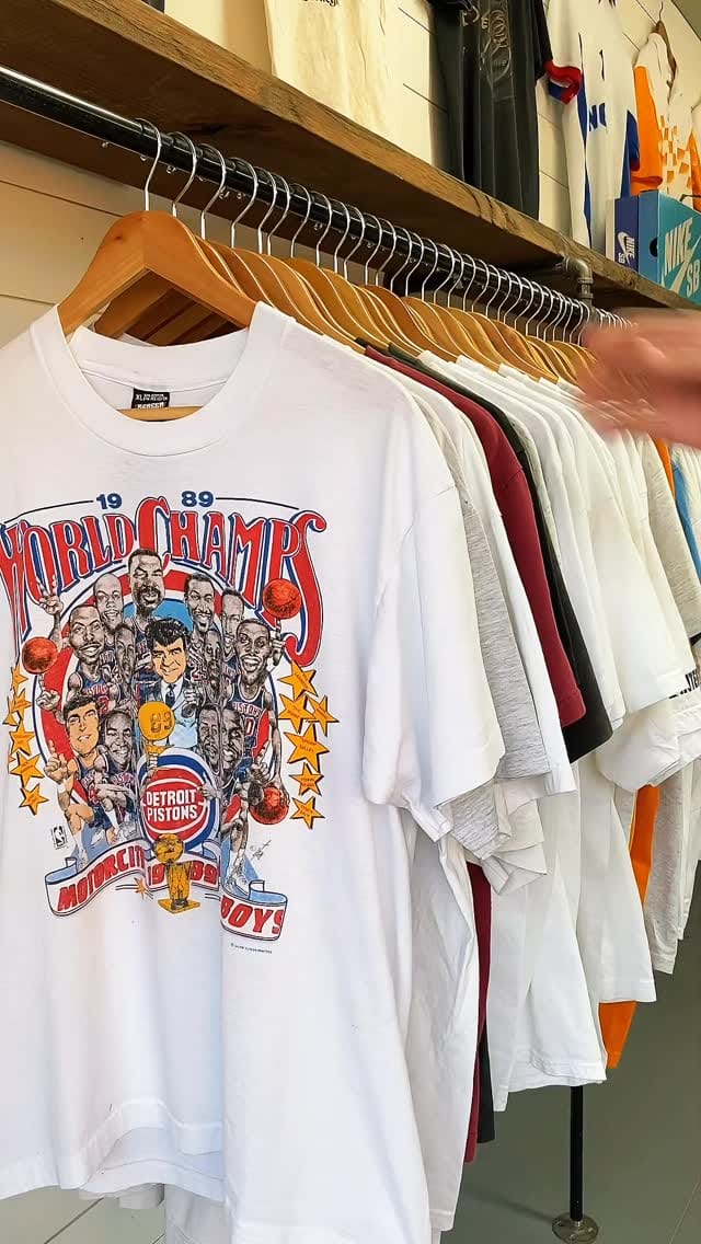 Post 4 by Ugly Duck Vintage Clothing 🦆 on Instagram (video)