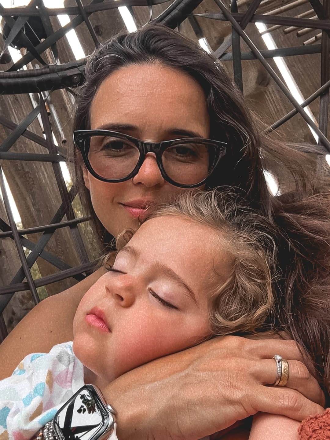 Post 7 by Aline Reis on Instagram (image)