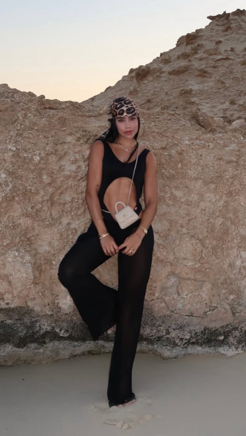 Post 2 by ELOAH 𝐵𝑦 𝑆𝑜𝑢𝑙𝑚𝑎𝑡𝑒𝑠 | Online fashion store on Instagram (video)