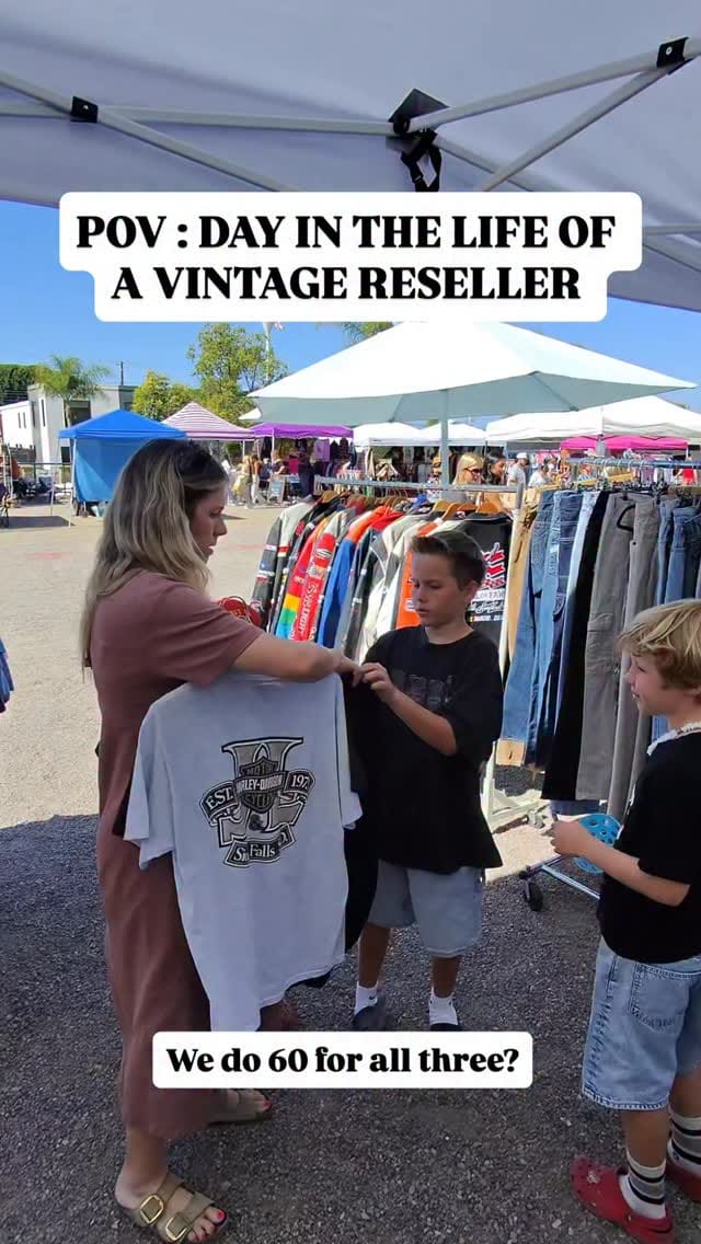 Post 9 by 220Thrift on Instagram (video)