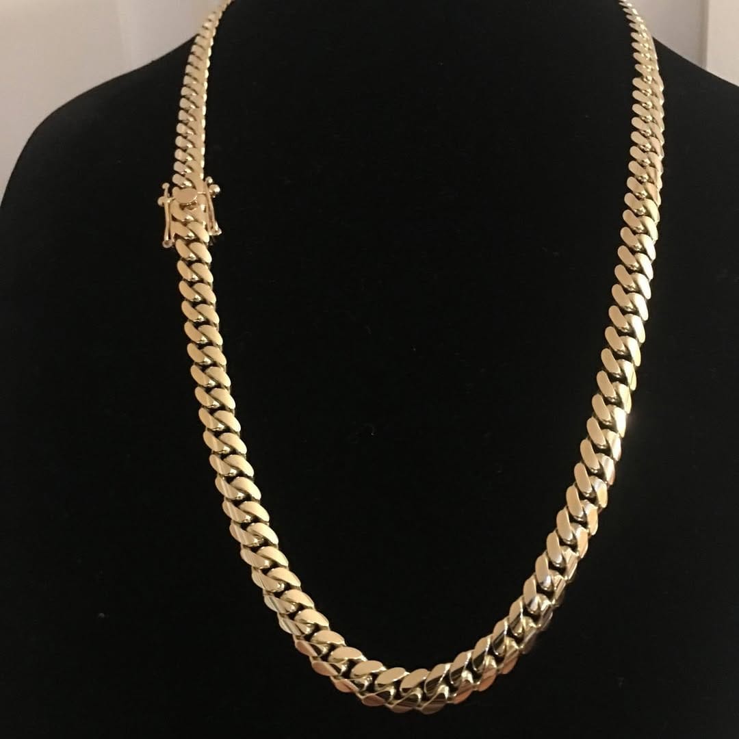 Post 5 by MIAMI CUBAN LINK on Instagram (image)