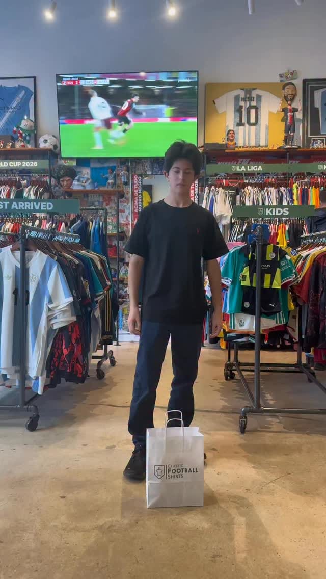 Post 8 by Classic Football Shirts Miami on Instagram (video)
