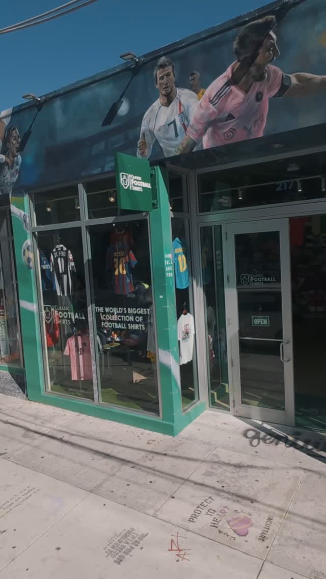 Post 10 by Classic Football Shirts Miami on Instagram (video)