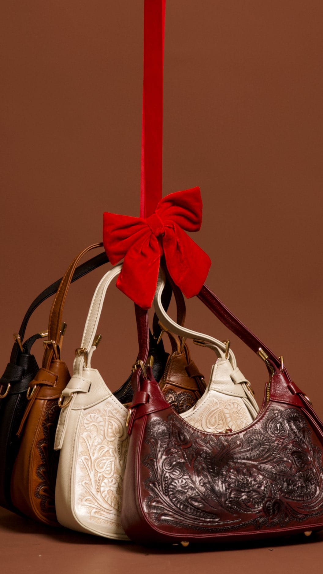 Post 2 by Mirasol | Mexican Leather Accessories on Instagram (video)