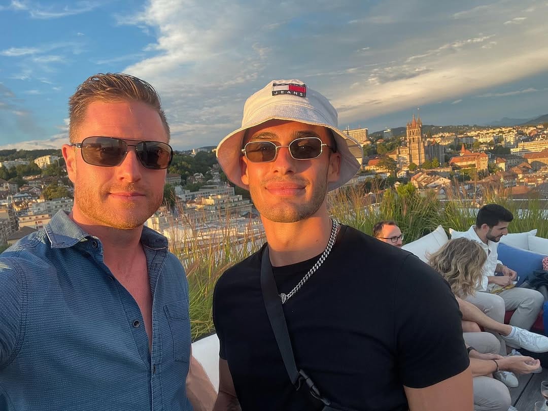 Post 8 by El Nathan 🇨🇭🇨🇴 on Instagram (carousel)