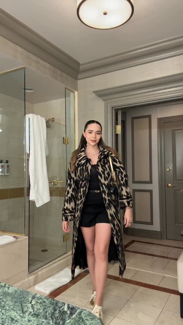 Post 6 by Grand Canal Shoppes on Instagram (video)