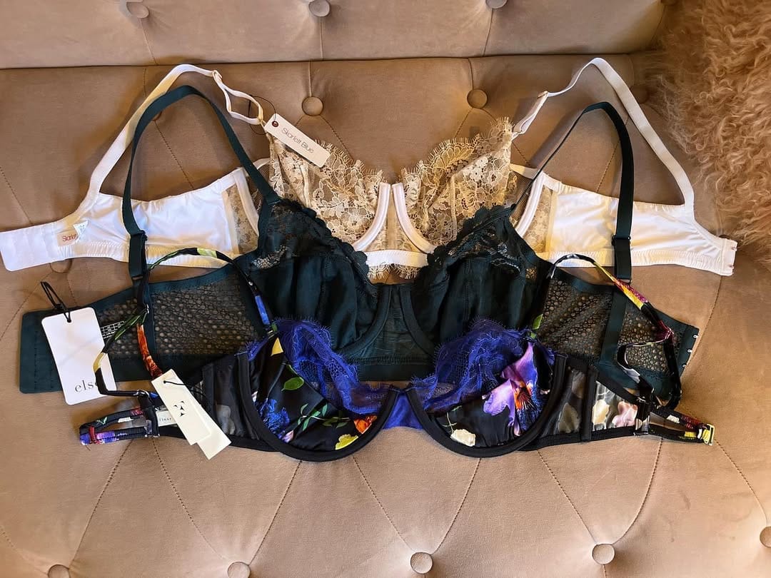 Post 10 by Darlin’ Lingerie on Instagram (carousel)