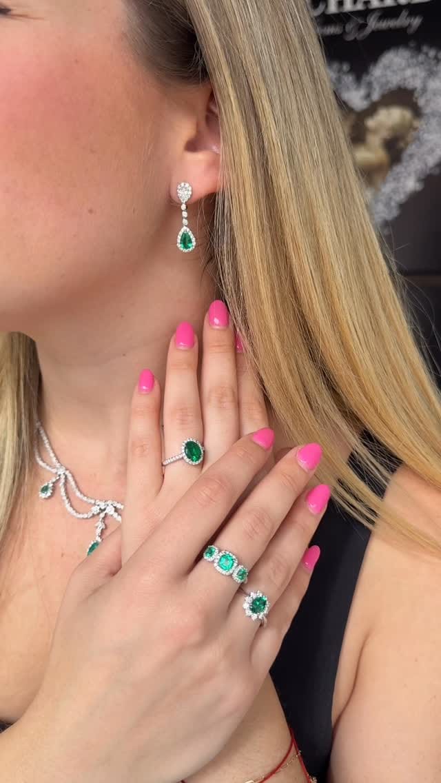 Post 1 by Richard's Gems and Jewelry on Instagram (video)