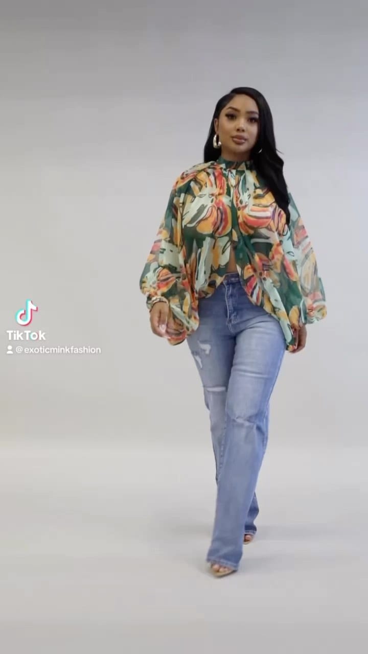 Post 10 by Exotic Mink fashion on Instagram (video)