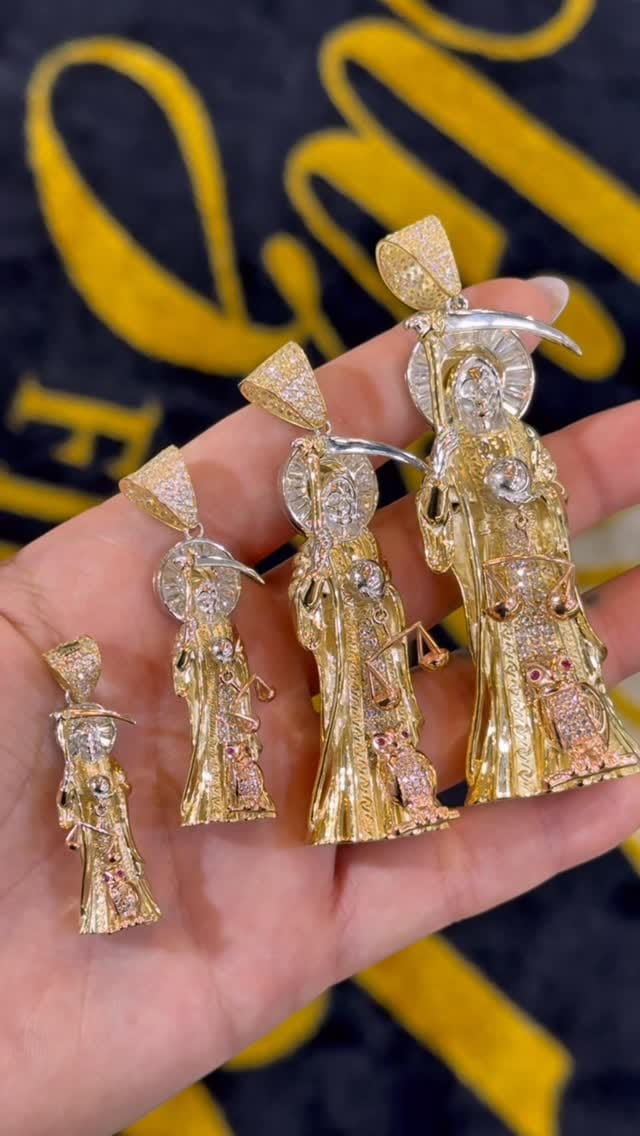 Post 1 by Elizabeth & Co. Fine Jewelry on Instagram (video)