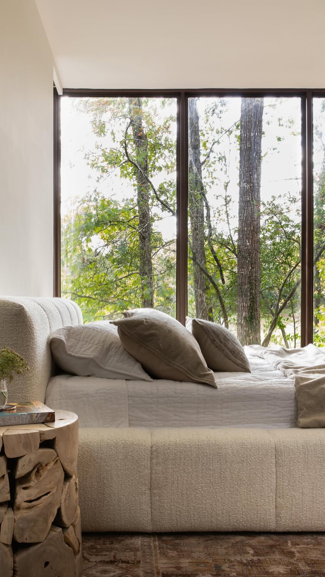 Post 8 by High Fashion Home on Instagram (video)