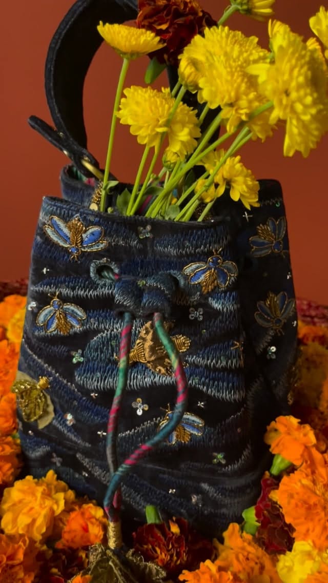 Post 7 by Sunira Designs on Instagram (video)