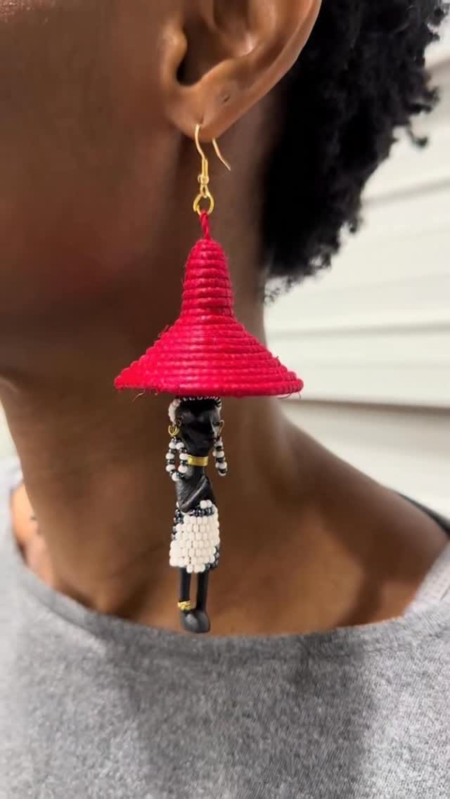 Post 4 by Bold African Jewelry/Accessories store in the DMV on Instagram (video)