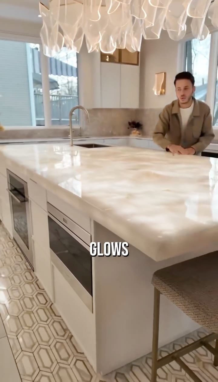 Post 5 by The Kitchen Guy on Instagram (video)