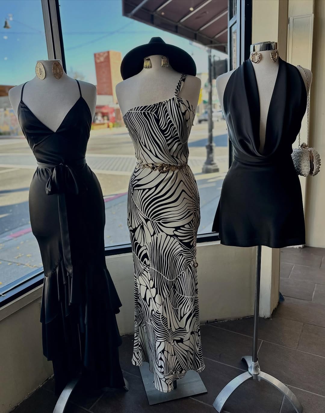 Post 5 by Sabrak Boutique on Instagram (image)