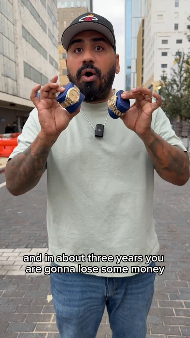 Post 5 by Gus Villa Jewelry Inc on Instagram (video)