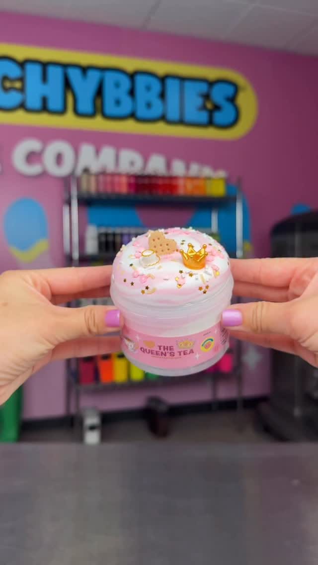Post 4 by Peachybbies on Instagram (video)