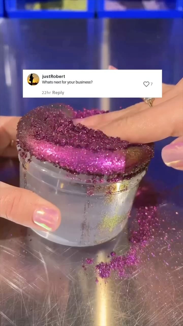 Post 6 by Peachybbies on Instagram (video)