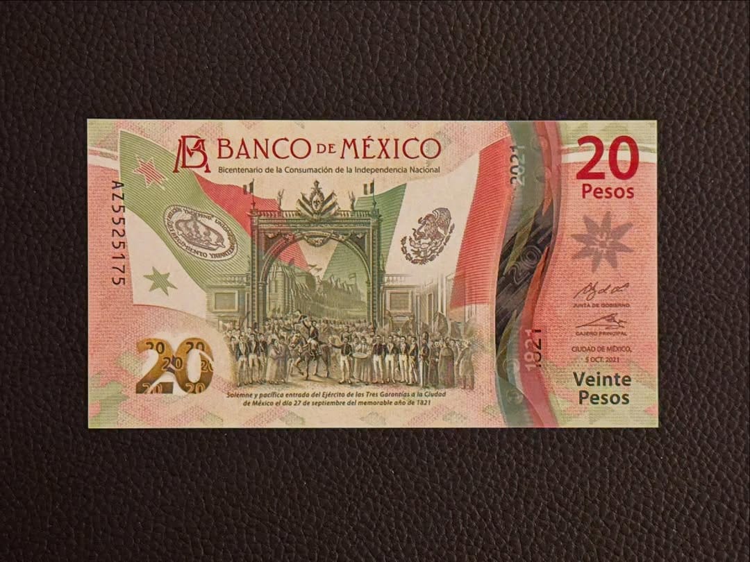 Post 1 by The Currency Spot on Instagram (carousel)