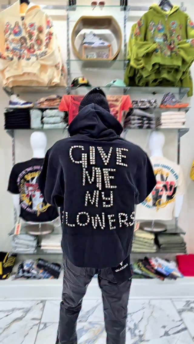 Post 9 by The Shop 147 on Instagram (video)