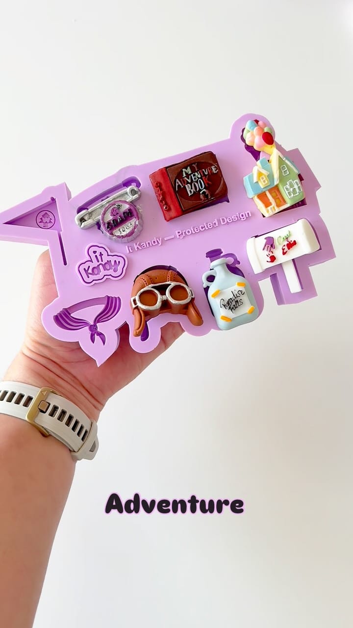 Post 7 by It Kandy | Silicone Molds & Cookie Cutters on Instagram (video)
